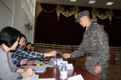 390 әскери бөлім қызметкері бір сәтте дауыс беріп, белсенділік танытты