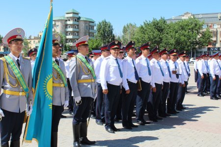 Сарбаздар ұрыс, қорғаныс кезіндегі әдіс-тәсілдерді көрсетті