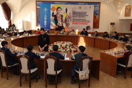 ӘЛЕМ ЧЕМПИОНЫ БІР МЕЗЕТТІК ОЙЫН ӨТКІЗДІ