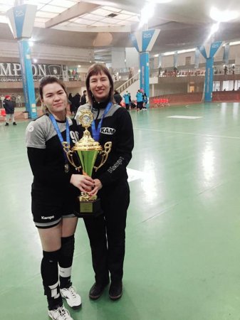 «Қайсардың» қыздары кубок иеленді