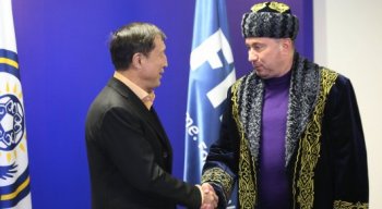 Футболдан Қазақстан құрамасының бас бапкері қызметінен кетті