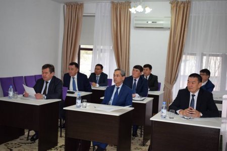 Әкімдер трансформациялық көшбасшылық туралы лекция тыңдады