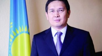 Әділ Тұрсынов Тұңғыш Президент кеңесшісі болып тағайындалды