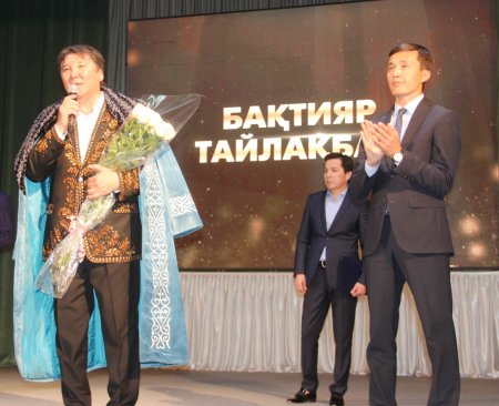 Қармақшыда Бақтияр Тайлақбаевтың ән кеші өтті