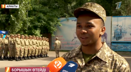 Қазақстан Қарулы Күштерінің қатарына қабылданған Майкл