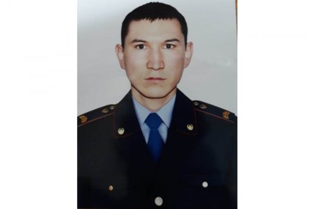 Қызылордалық полицей көпірден секірген әйелді құтқарды