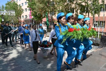 Ерлікке тағзым