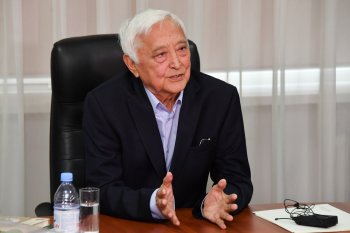 «Егеменнің» ардагер журналисі Әділ Дүйсенбек өмірден өтті